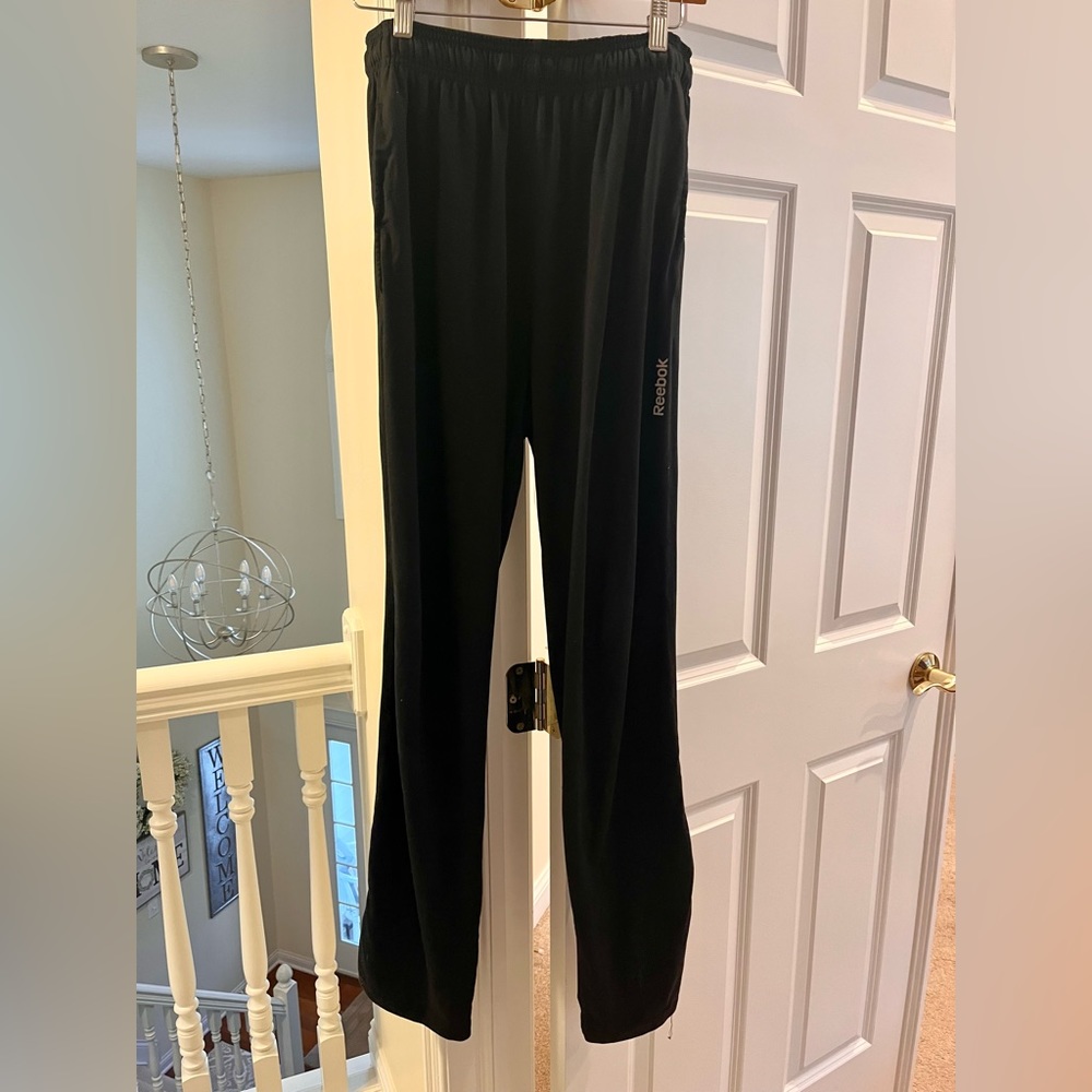 Men’s Reebok Sweats!